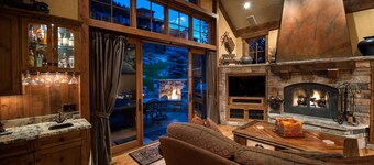 Old Town - Ski-In / Out - Super Luksuriøs 5BR / 5BA - Hottub - Firepit - Ski Run View