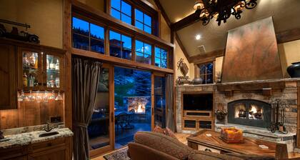 Old Town - Ski-In/Out - Super Luxurious 5BR/5BA - Hottub--Firepit - Ski Run View