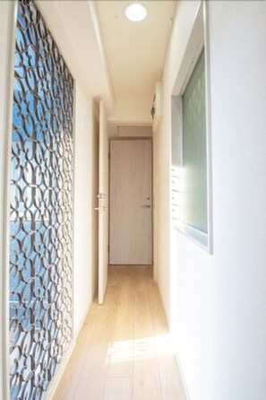 Family Room (501) | Down comforters, individually decorated, individually furnished, desk - H2O Stay Morishita (Tokyo)