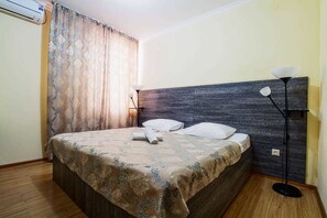Standard Double or Twin Room | Desk, iron/ironing board, free WiFi - Bereket (Astana)