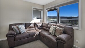 Unclassified image, 3 of 12, button - T-Bar on Twynam (Jindabyne)
