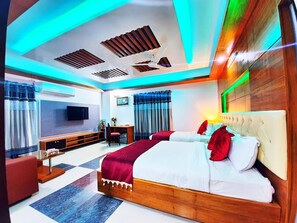 Egyptian cotton sheets, premium bedding, down duvets, pillow-top beds