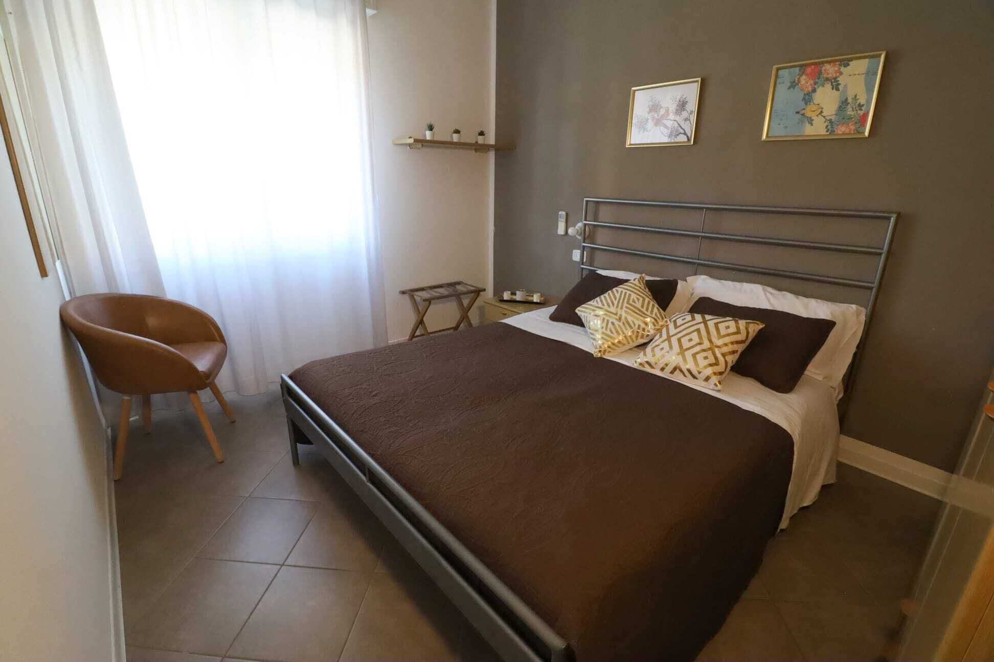classic room | 1 bedroom, desk, free wifi, bed sheets