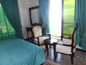 Interior entrance - Canari Hotel (Abbottabad)