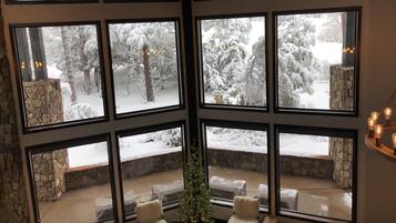 House, 4 Bedrooms | Interior