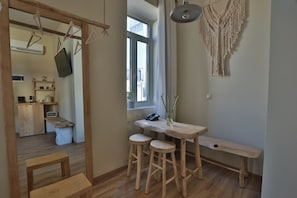 Double or Twin Room, Terrace, City View (Olivia) | Living area
