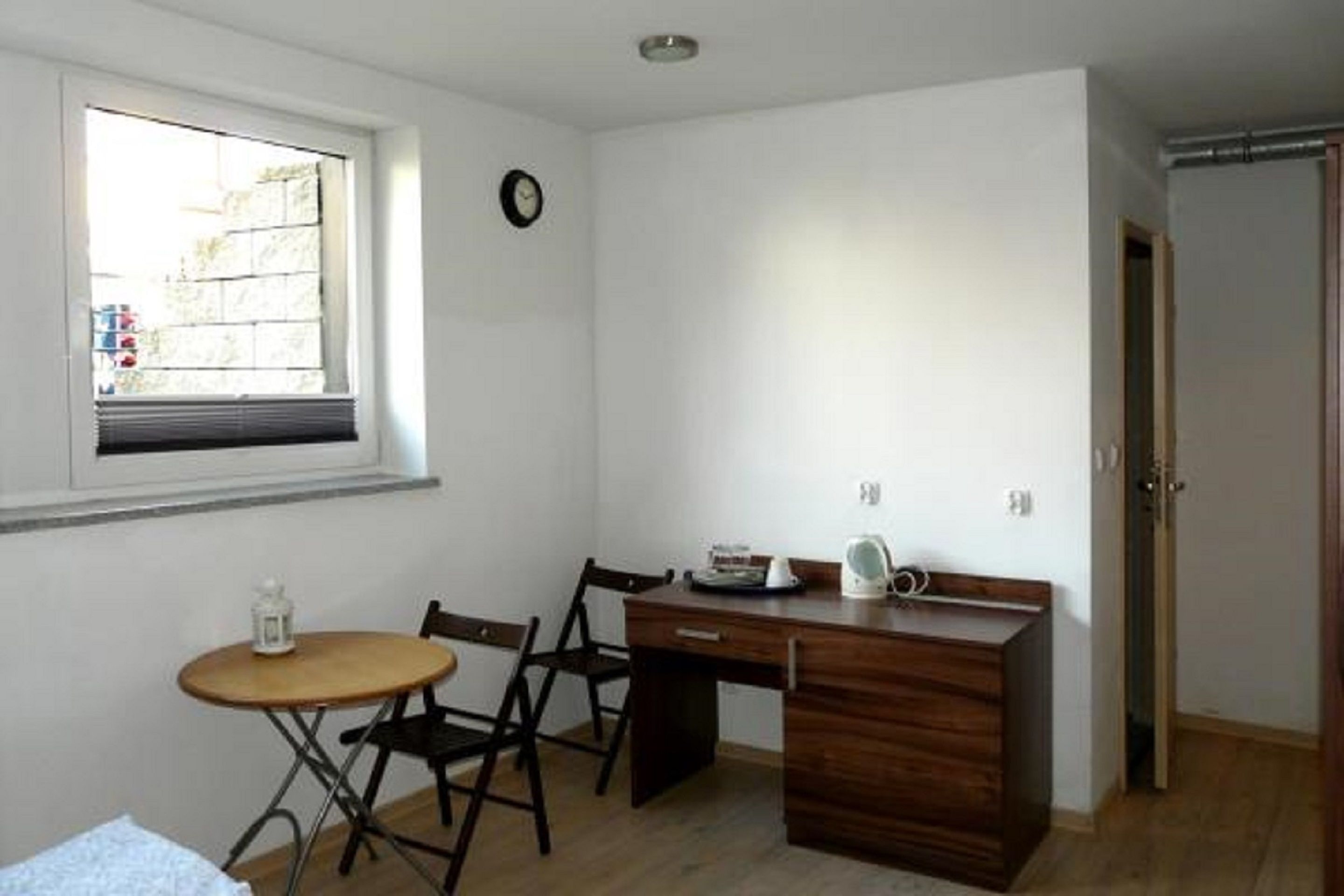 Photo - Amber House