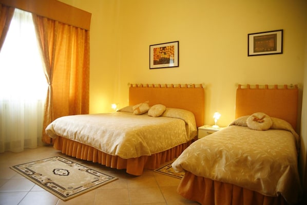 1 bedroom, in-room safe, desk, free cots/infant beds - B&B Cindy (Cascina)