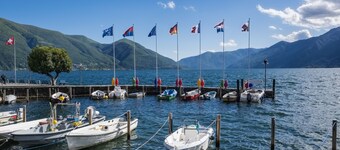 Red view apartment, Ronco sopra Ascona, Switzerland
