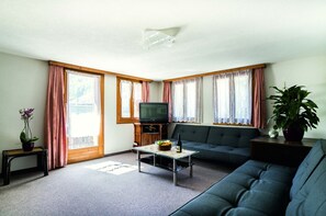 Flat-screen TV - Haus Amour (Saas Grund)