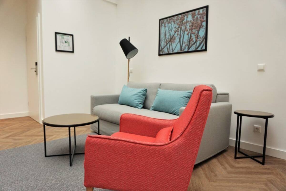 family room (boutique) | 1 bedroom, in-room safe, desk, soundproofing