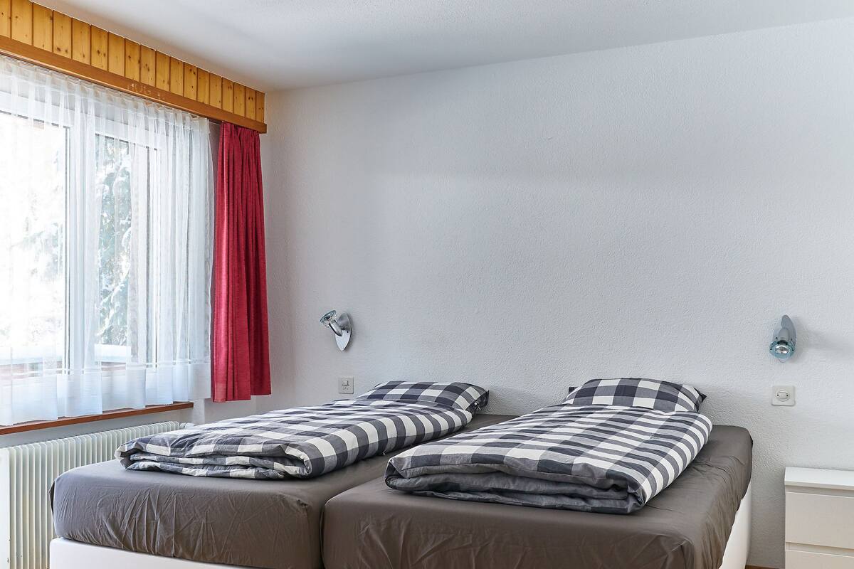 Fer et planche à repasser, lits bébé (gratuits), Wi-Fi gratuit