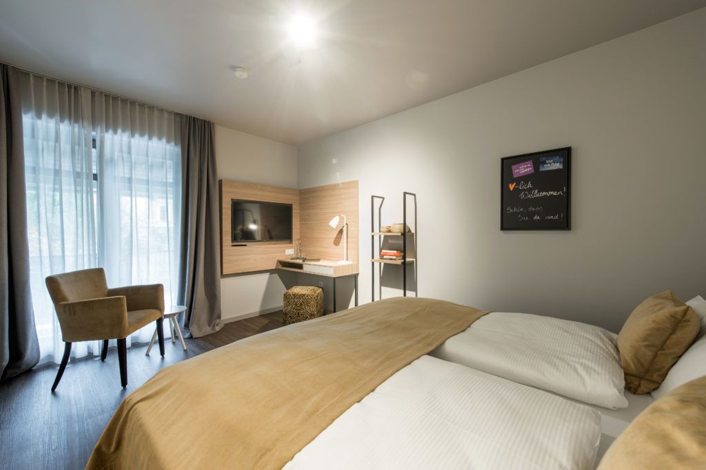 1 bedroom, in-room safe, individually decorated, desk