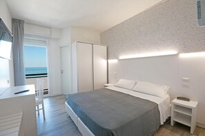 Free cots/infant beds, free WiFi - Hotel Kent (Riccione)