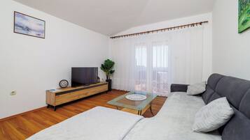 Apartment (A2) | Living room