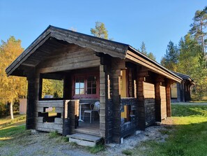 Cottage, Private Bathroom (20-25) | Rollaway beds, free WiFi - Lufta Camping (Ånäset)