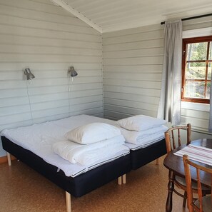 Cabin, phòng tắm dùng chung (15-17) | Giường gấp/giường phụ (phụ phí), truy cập Internet không dây miễn phí 