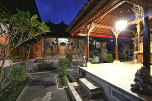 Lobby - Happy Inn (Ubud)