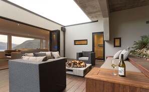 House, 3 Bedrooms | Living area