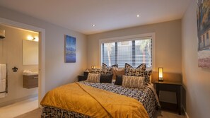 House, 4 Bedrooms | Bathroom