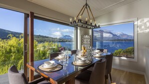 House, 4 Bedrooms | In-room dining - Kohanga Luxury Lakeside Villa (Queenstown)