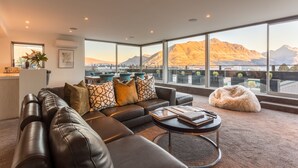 Apartment, 4 Bedrooms | Living area - Penthouse on Hallenstein (Queenstown)