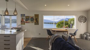 House, 2 Bedrooms | Living area - Te Kohanga Rua (Queenstown)