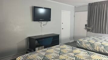 Standard Room, 2 Double Beds, Non Smoking, Refrigerator & Microwave | WiFi (free), bed sheets
