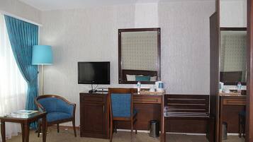 Yhden hengen huone | Oleskelualue | LCD-televisio