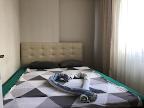 1 bedroom, desk, iron/ironing board, rollaway beds