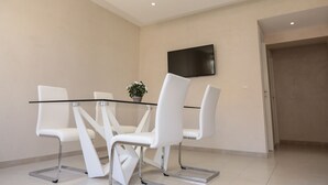 TV layar datar