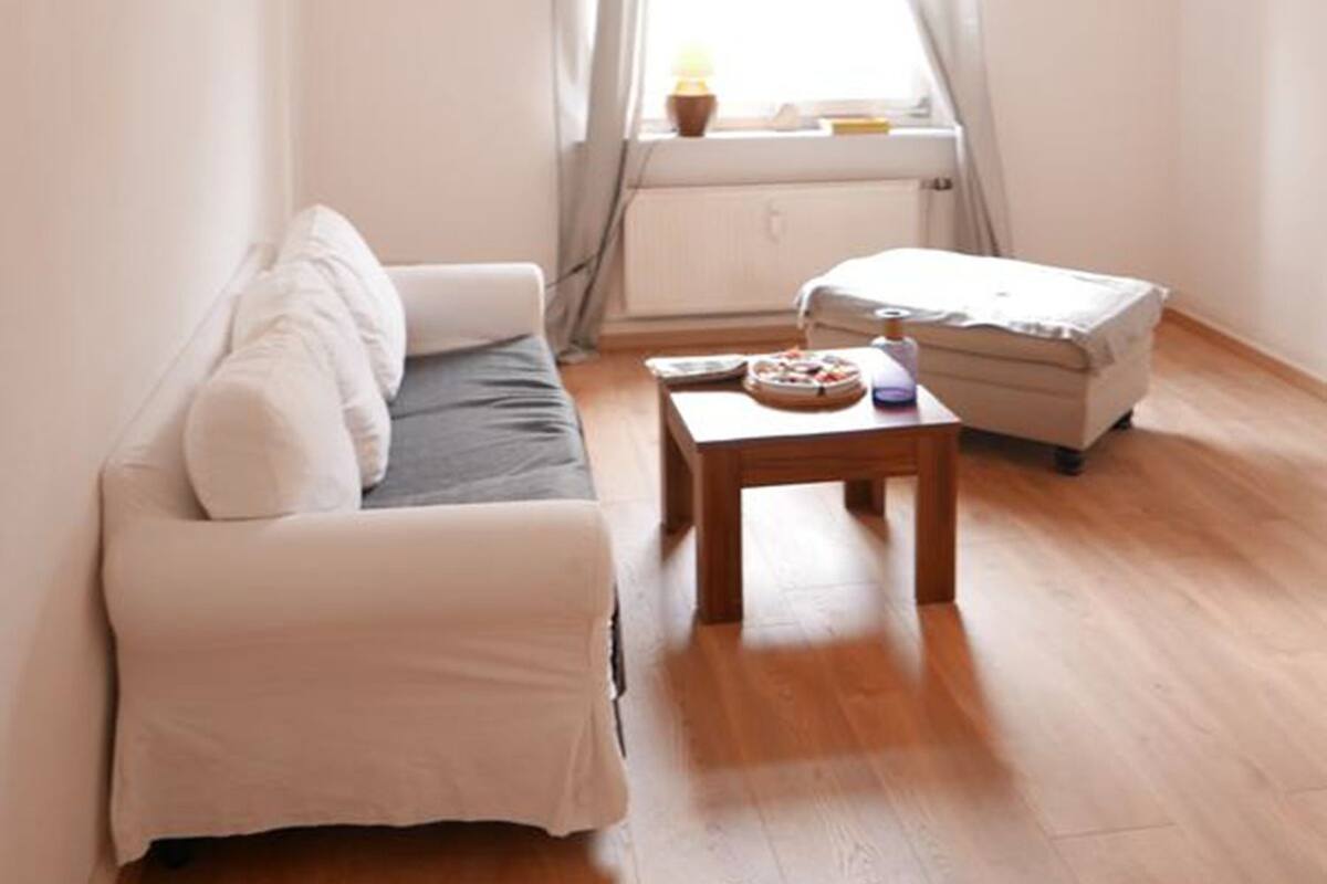 Appartement | Woonruimte | Een flatscreentelevisie