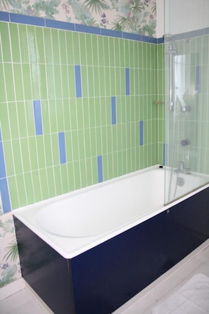 Doppelzimmer | Badezimmer