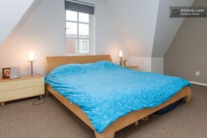 3 bedrooms, iron/ironing board, WiFi, bed sheets - Attractive holiday home 300 meters from the sea for 5 people (Noordwijk)
