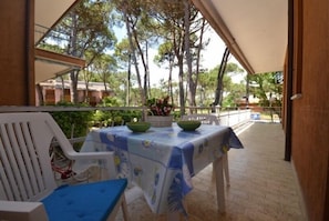 Appartement, 2 chambres | Balcon