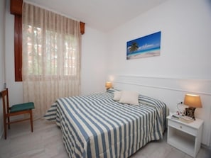 Apartment, 2 Schlafzimmer, Gartenblick | Individuell dekoriert, individuell eingerichtet