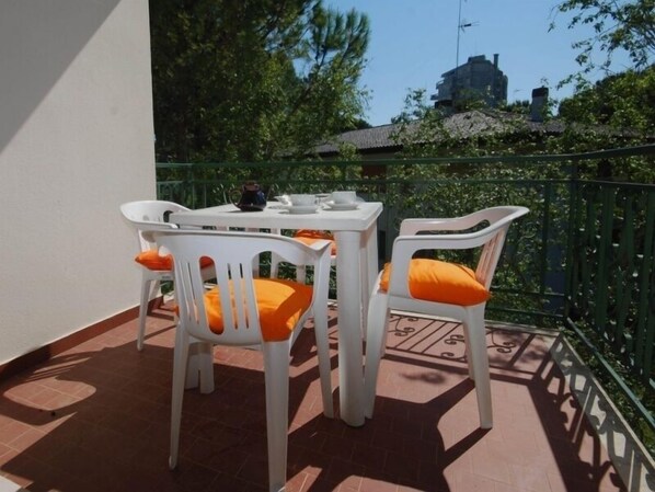 Appartement, 3 chambres | Balcon