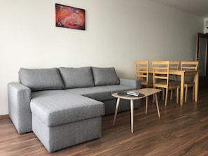 Apartment, 1 Bedroom, Balcony, Sea View | Living area