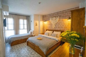 Habitación triple estándar | Sistema de insonorización, wifi gratis, ropa de cama