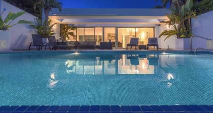 Modern and nice villa with private pool in Javea, Costa Blanca, Spain for 4 persons