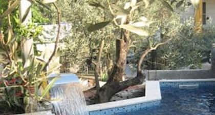 Levantin Inn 1,3 Room N4 Sea Side