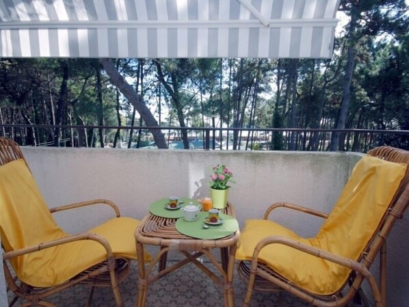 Lägenhet - 3 sovrum - utsikt mot trädgården | Terrass/Patio