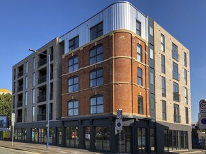 Front of property - Cosy 2BR Apt Arndale Northern Qtr (Manchester)