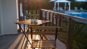 Appartement, 2 chambres | Balcon