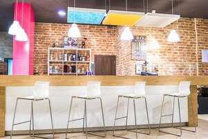 Bar (en la propiedad)