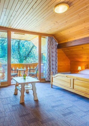 Chambre Double Confort | Minibar, coffres-forts dans les chambres, bureau, lits bébé (gratuits)