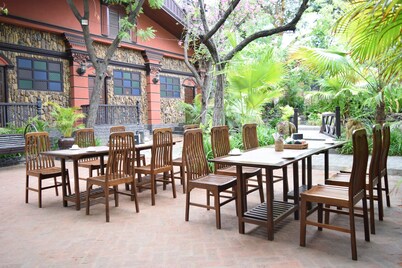 Bagan Central Hotel