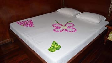 Desk, iron/ironing board, free WiFi, bed sheets