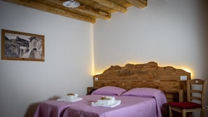 Comfort Single Room | In-room safe, desk, free WiFi, bed sheets - Locanda Ponte Serra (Lamon)