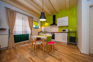 Apartment, 1 Doppelbett und Schlafsofa | Eigene Küche | Herdplatte, Kochgeschirr/Geschirr/Besteck